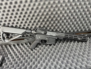 Bild für Taran Tactical Innovations TR-1 M4E1 13.5" AEG - M-LOK Version / Black - EMG / Cyma + arcturus LWT MK-I CQB 10" AEG SPORT SE