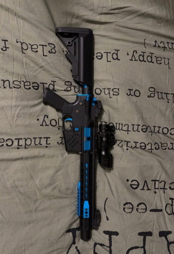 Afbeelding 3 van M4 Hornet Blue