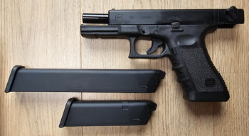 Bild 3 für Grouping GLOCK 17 (WE) + GLOCK 18C (UMAREX) + more items