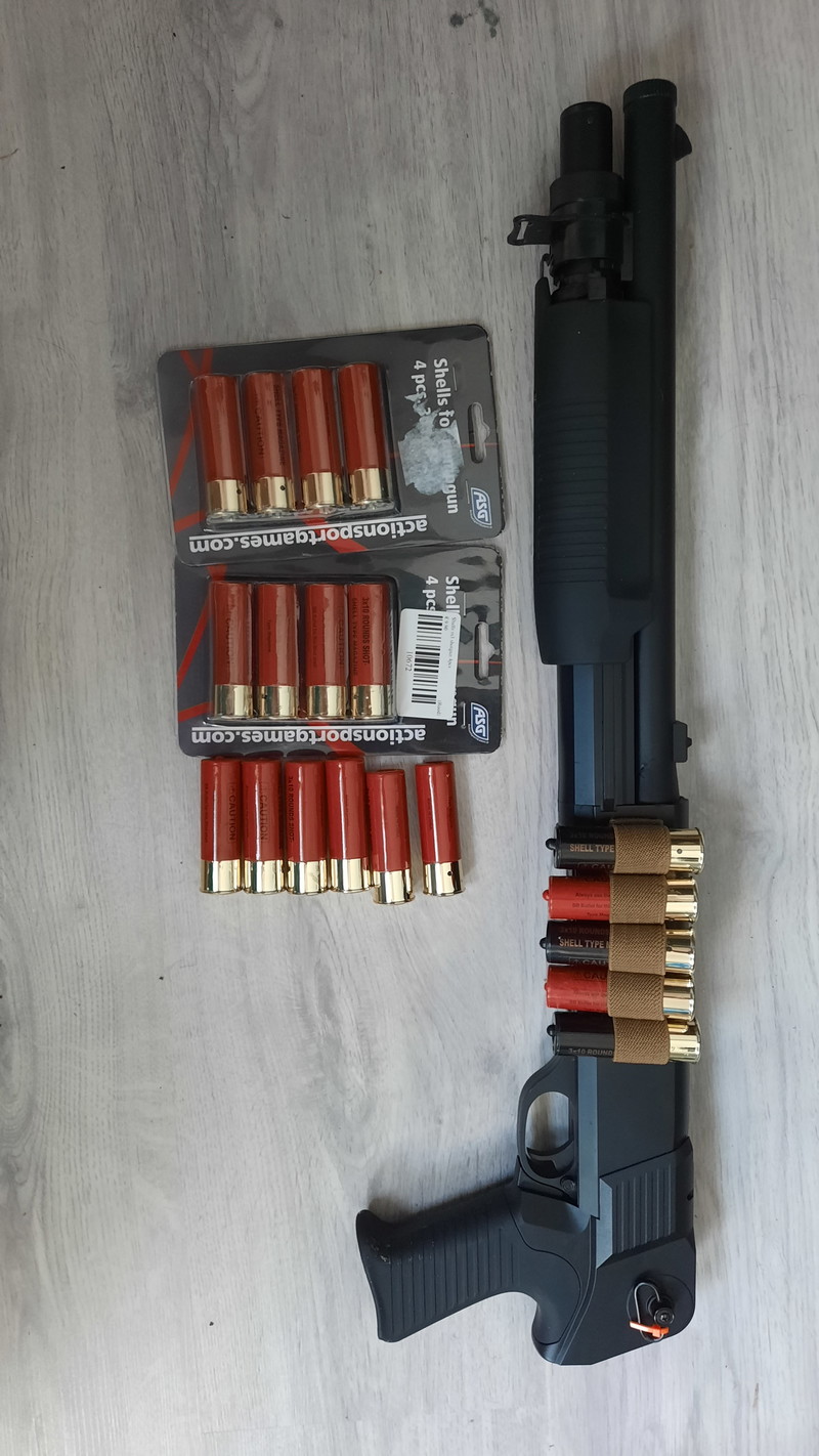 Afbeelding 1 van Shotgun 3 schots met shells