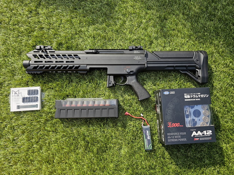 Afbeelding 1 van 50% Korting TOKYO MARUI SGR-12 AEG SHOTGUN