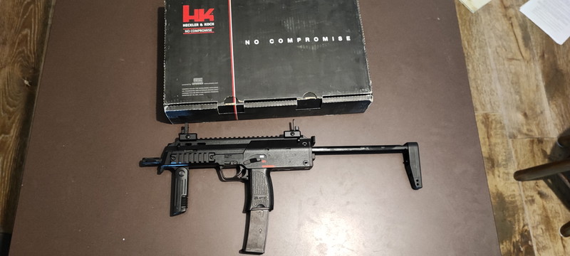 Image 1 pour MP7 GBB