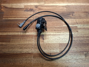 Imagen para Code Red Dual PTT Amplified - Kenwood/Baofeng