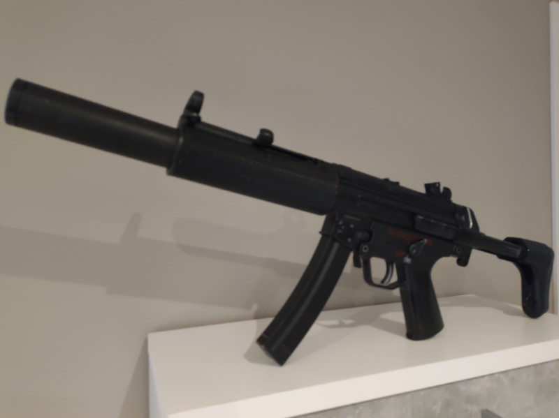 Image 1 for MP5 SD6