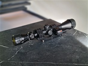 Image for Zeer nette scope met laser en beschermkapjes