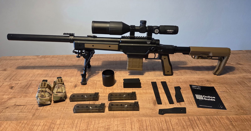 Afbeelding 1 van (Nieuwe) Novritsch SSG11 + Accessoires