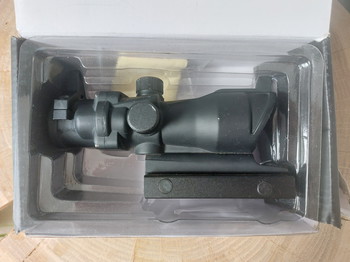 Image 4 for Pirate arms acog