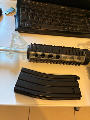 Image 4 for Crosman Stinger R34 Spring Rifle (M4 Style)