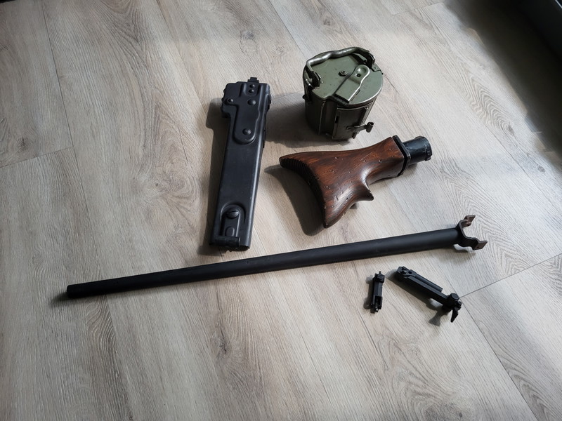 Image 1 for Diverse MG42 spare parts, waaronder real steel