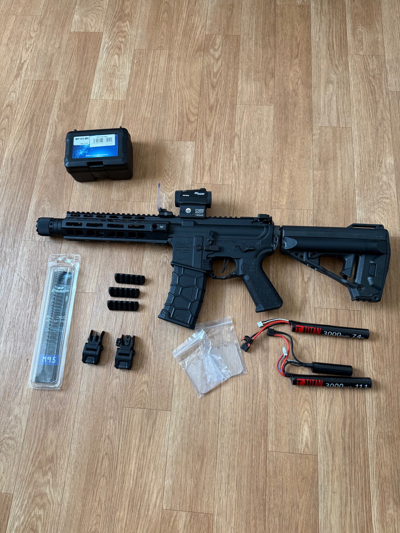 Imagen 1 de VFC Avalon CQB Saber + scope en LiPos