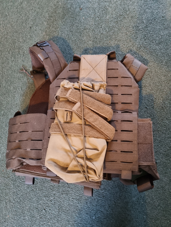 Bild 2 für plate carrier invader gear