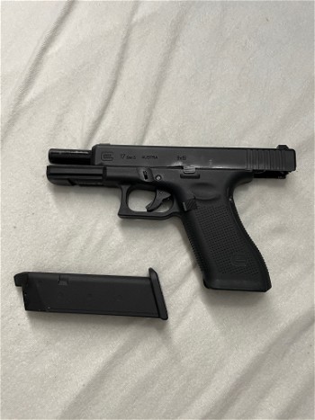 Image 3 for Umarex (VFC) Glock17 Gen5 GBB + holster rechts