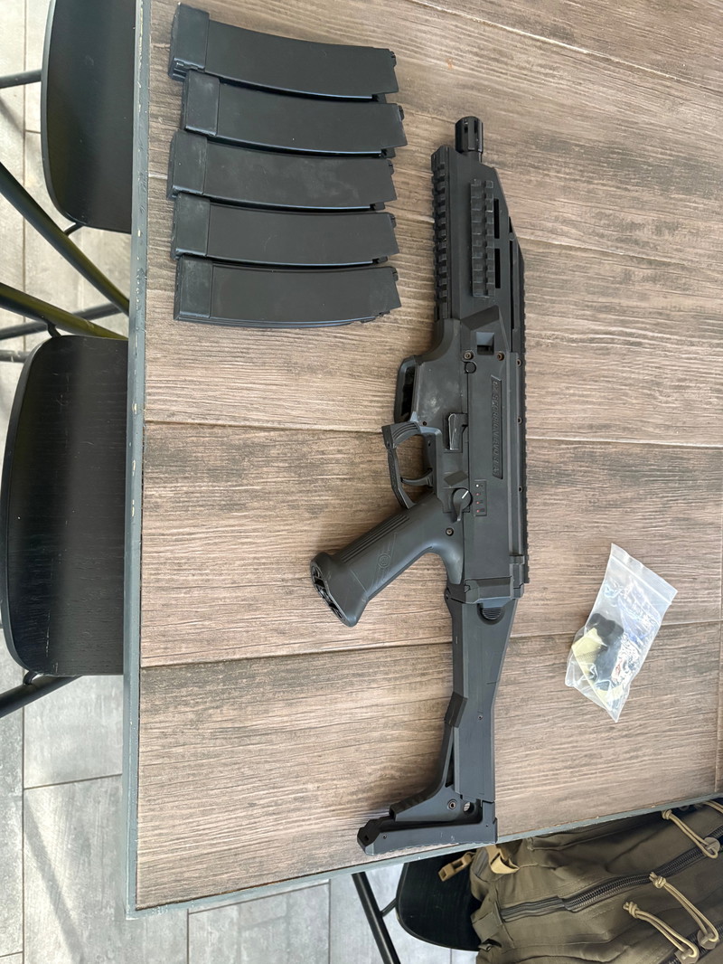 Bild 1 für Plusieurs réplique à vendre scorpion evo -sig 552 -ak74-m4 G&G