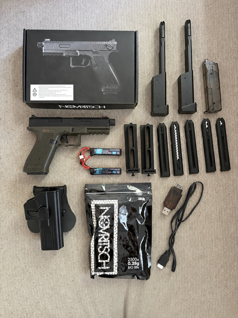Image 1 for Novritsch SSE18 Electric pistol full set
