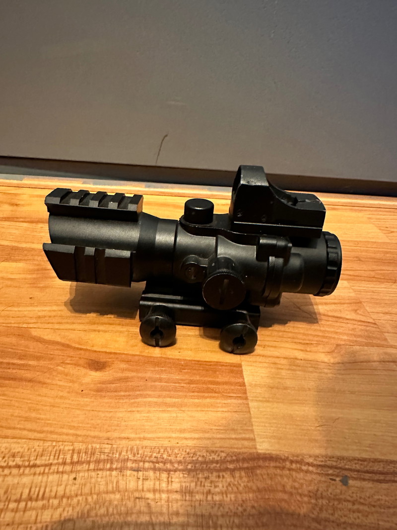 Bild 1 für Acog met red dot