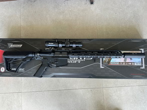 Bild für G&G Knights Armament SR-15 Stoner rifle, Stille DMR Build