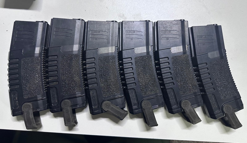 Image 1 pour 5X Ares Amoeba M4 140Rnds mags.