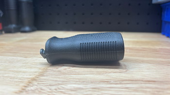 Image 3 pour Magpul MOE MVG Grip