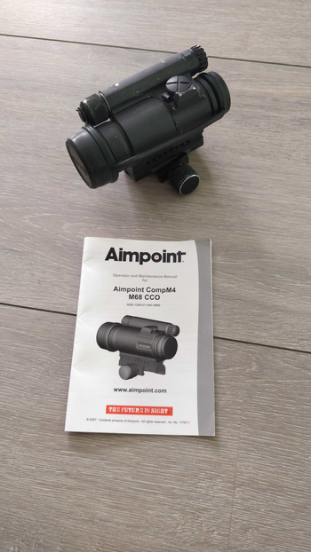 Afbeelding 3 van (Echte) Aimpoint Comp M4 + QRP 2 Mount + Screw-in KillFlash