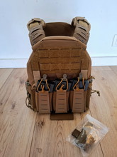 Image for Kz plate repro carrier coyote brown