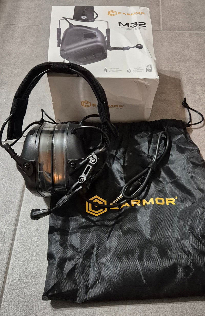 Afbeelding 1 van Earmor M32 Mod4 schwarz