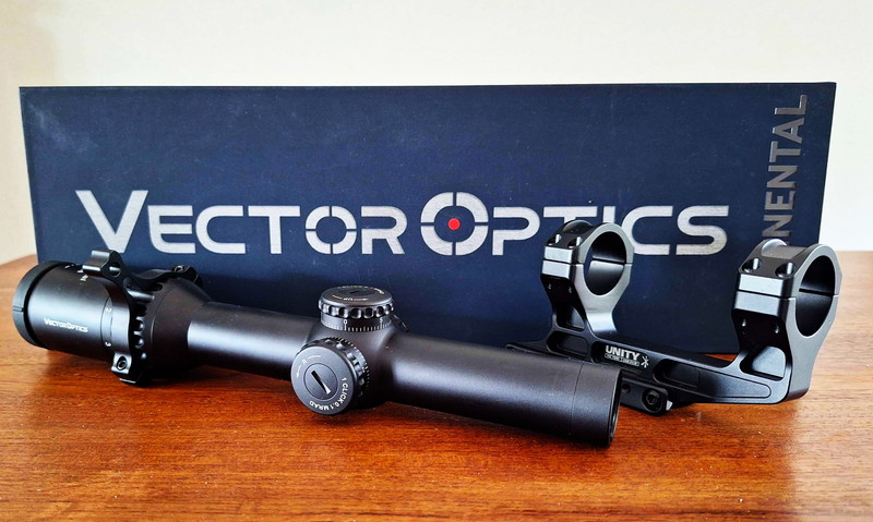 Afbeelding 1 van Vector Optics CONTINENTAL X6 1-6x24 LPVO. + Scope mount