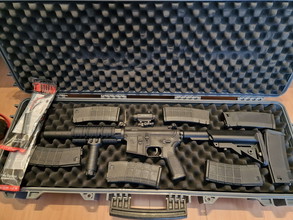 Bild für Airsoft Replica: Specna Arms SA-E11 Edge Black M4