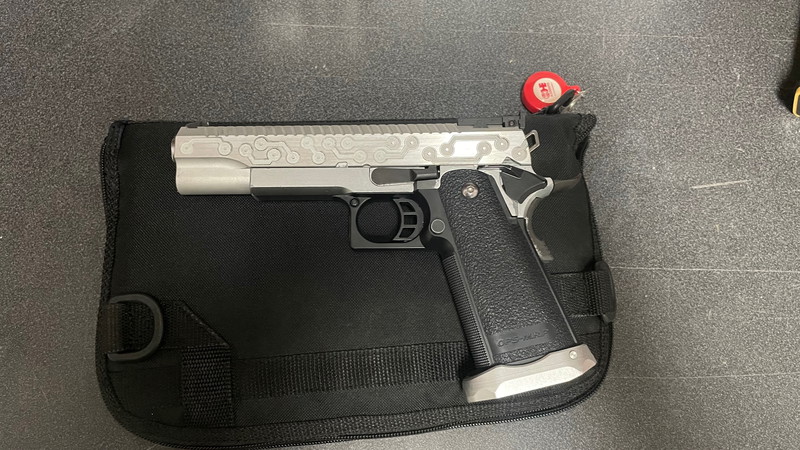 Afbeelding 1 van Custom Hi capa