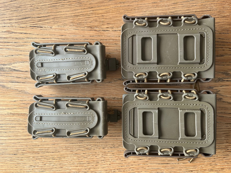 Image 1 for Mollé fastmag pouch set