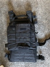 Afbeelding van Plate carrier met triple pistol/m4 pouches en hpa tank pouch