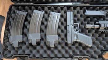 Bild 4 für Complete GBB set: Umarex HK416 A5 Gen3 (NPAS) + Glock 17 Gen4 + koffer & gear