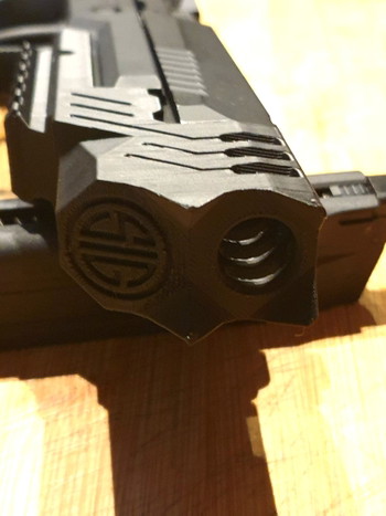 Image 2 for VFC Sig Sauer P320-M17 met angry silencer  en 2 originele mags