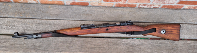 Afbeelding 1 van K98 Spring  echte Mauser kolf en metal upgrades