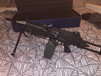 Afbeelding 2 van FN Herstal m249 incl Mag box