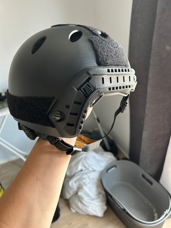 Bild 2 für FMA pj fast helmet met verstelknop