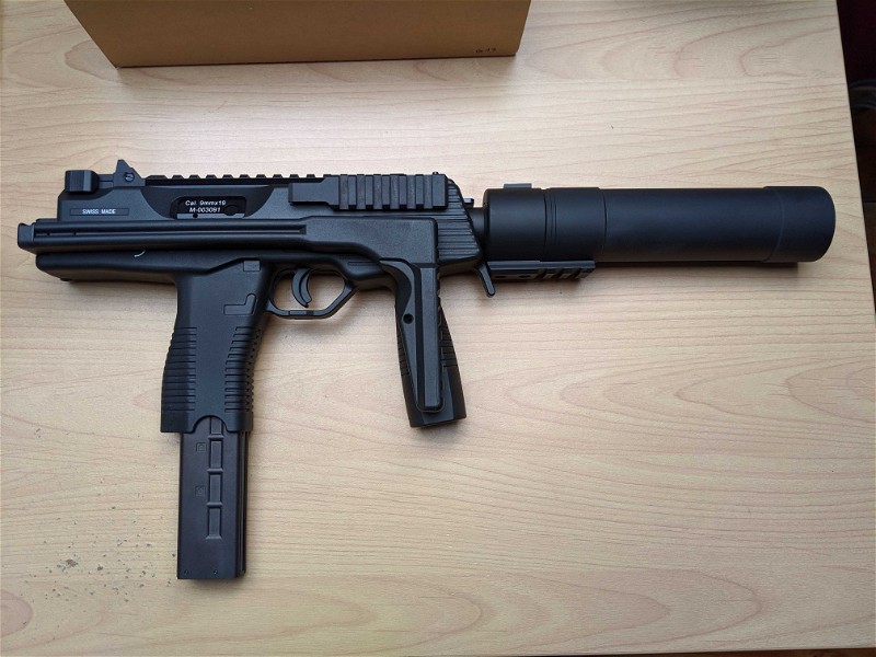 Image 1 for KSC/KWA MP9 GBBR incl power up B&T silencer
