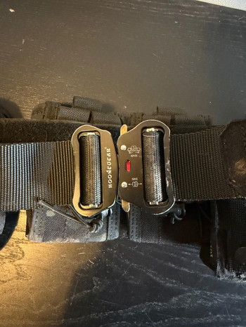 Afbeelding 6 van Battle belt zwart met pouches en holster