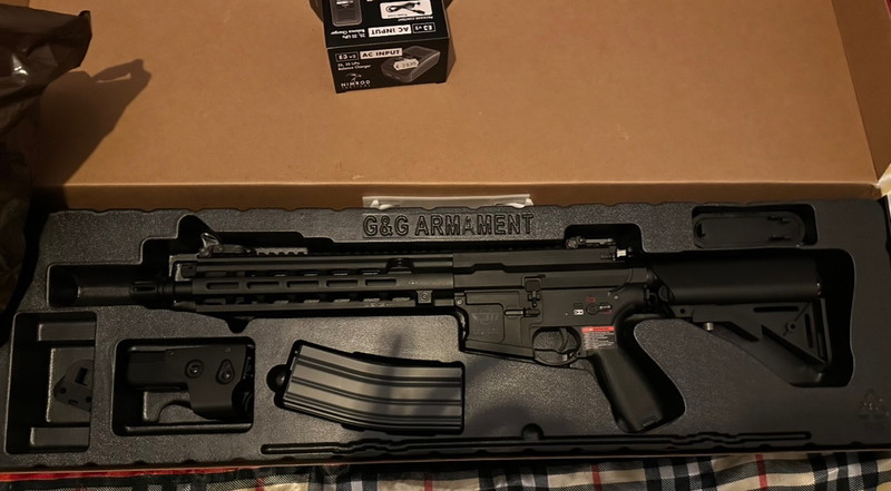 Image 1 for Airsoft G&G AEG CMF-16 zo goed als niet met holographic sight