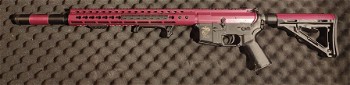 Afbeelding 2 van Pink Specna Arms long barrel M4