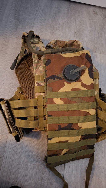 Imagen 2 de Multicam plate carrier/ opsvest met pouches