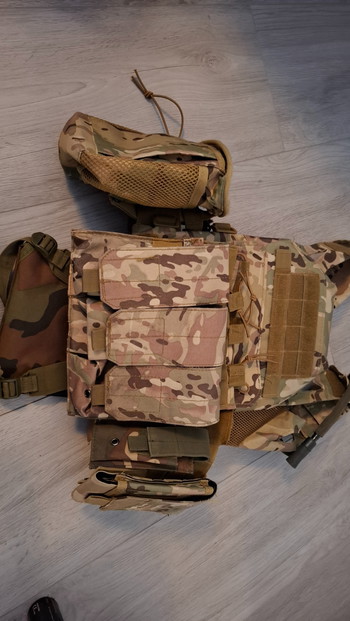 Imagen 5 de Multicam plate carrier/ opsvest met pouches