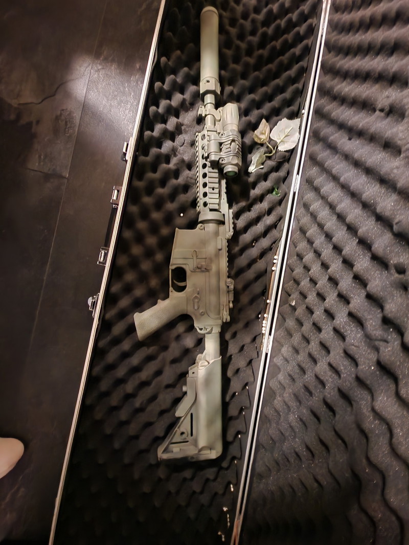 Image 1 for Ivm tijdelijk stoppen airsoft en een nieuwe start maken erna verkoop ik hierbij mijn replica