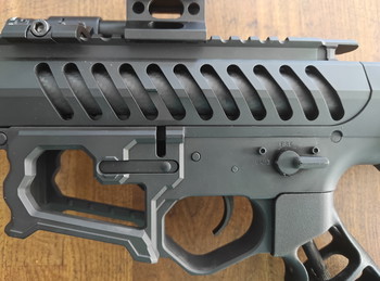 Imagen 3 de Carbon runner - Pulsar D HPA