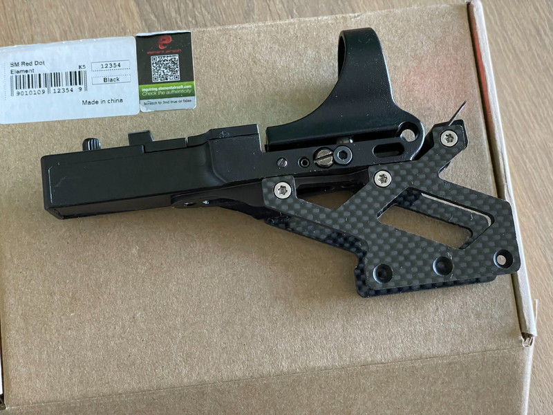 Afbeelding 1 van C-more sight replica met houder voor op hi-capa