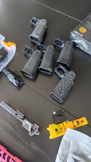 Imagen 7 de 2x hi-capa met veel onderdelen