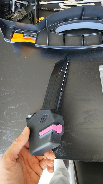 Afbeelding 9 van 2x hi-capa met veel onderdelen