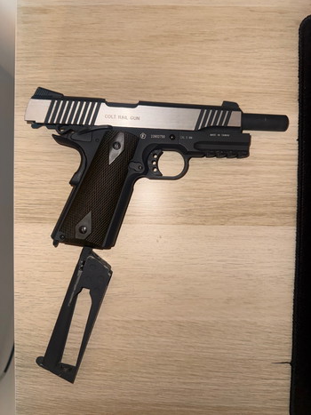 Image 4 pour Cybergun Colt Rail gun - nette staat