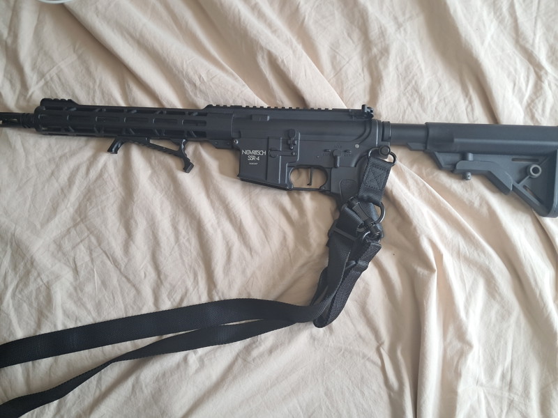 Image 1 pour Novritsh Ssr4 mk1, 3x mid cap magazijnen, sling, angled hand stop en flashlight.