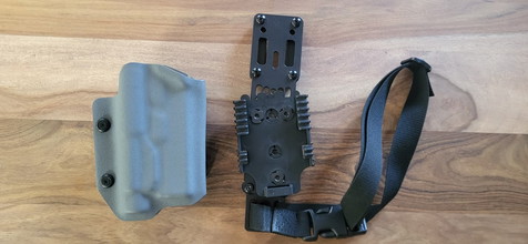 Image pour Custom BCK Holster Grey with Safariland QLS and True North Concepts MHA replica