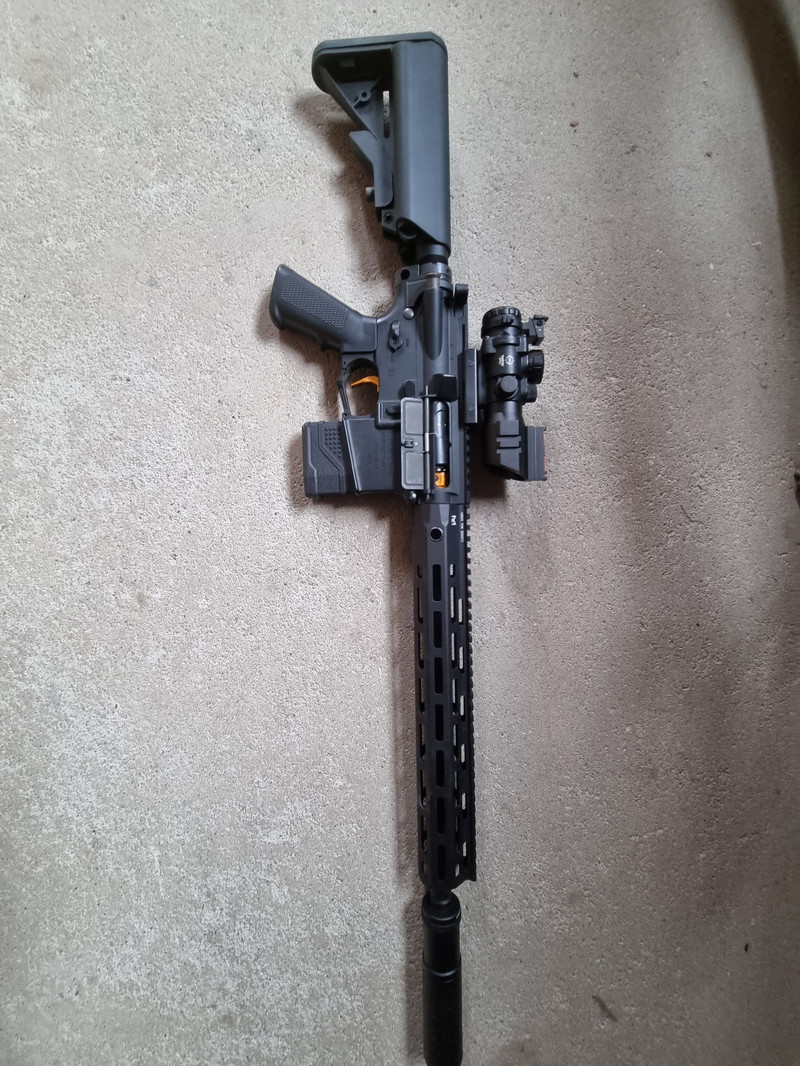 Imagen 1 de G&G knights armanent sr15 carbine mlok